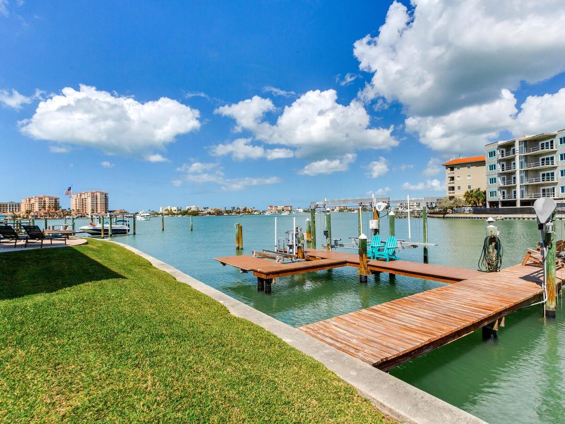 210 Dolphin Point #B, Clearwater Beach, FL 33767