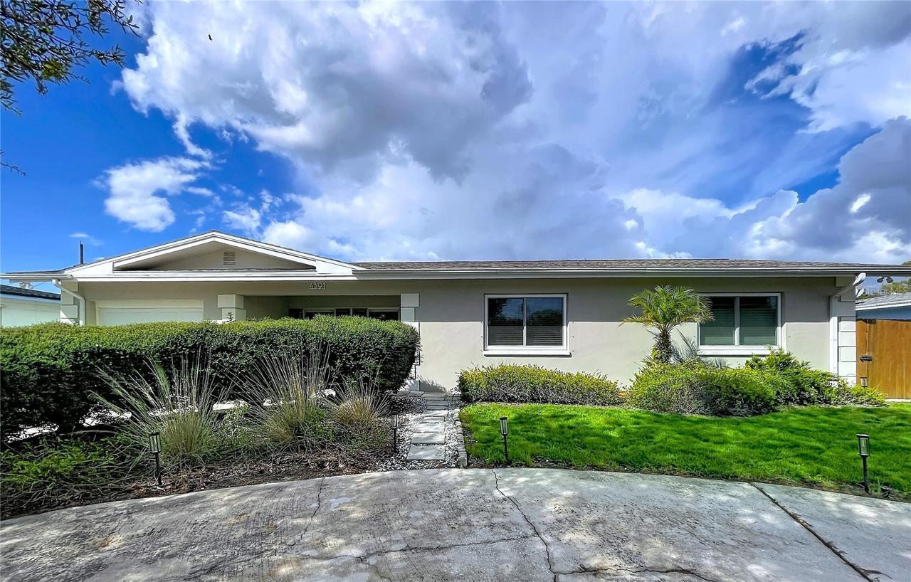 4391 34th Ave., St Petersburg, FL 33713