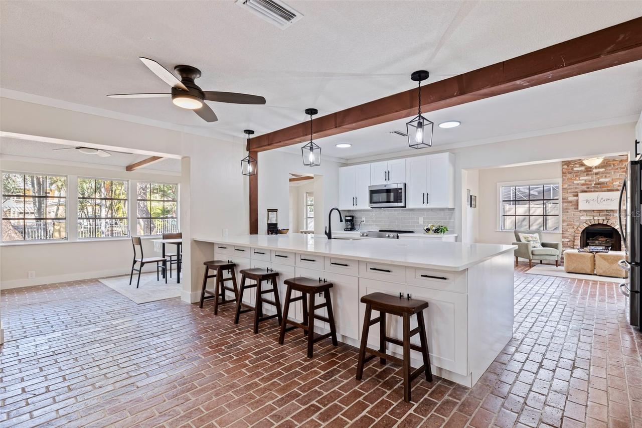 2901 Pelham Rd., St Petersburg, FL 33710