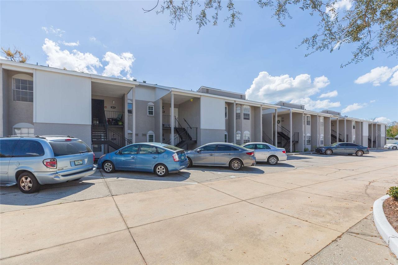 4513 S Oak Dr. #Q62A, Tampa, FL 33611