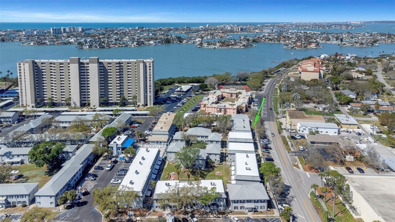 6976 Sunset Dr., St Petersburg, FL 33707