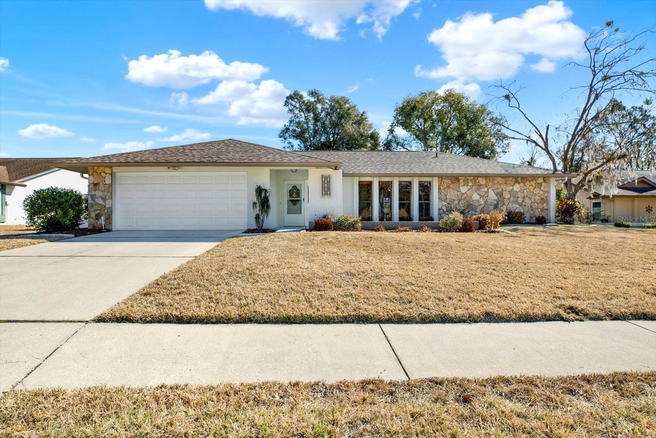 401 Running Horse Rd., Seffner, FL 33584