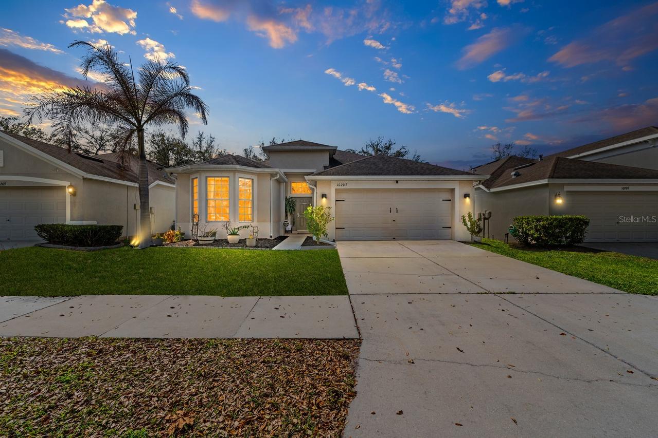 10207 Avelar Ridge Dr., Riverview, FL 33578