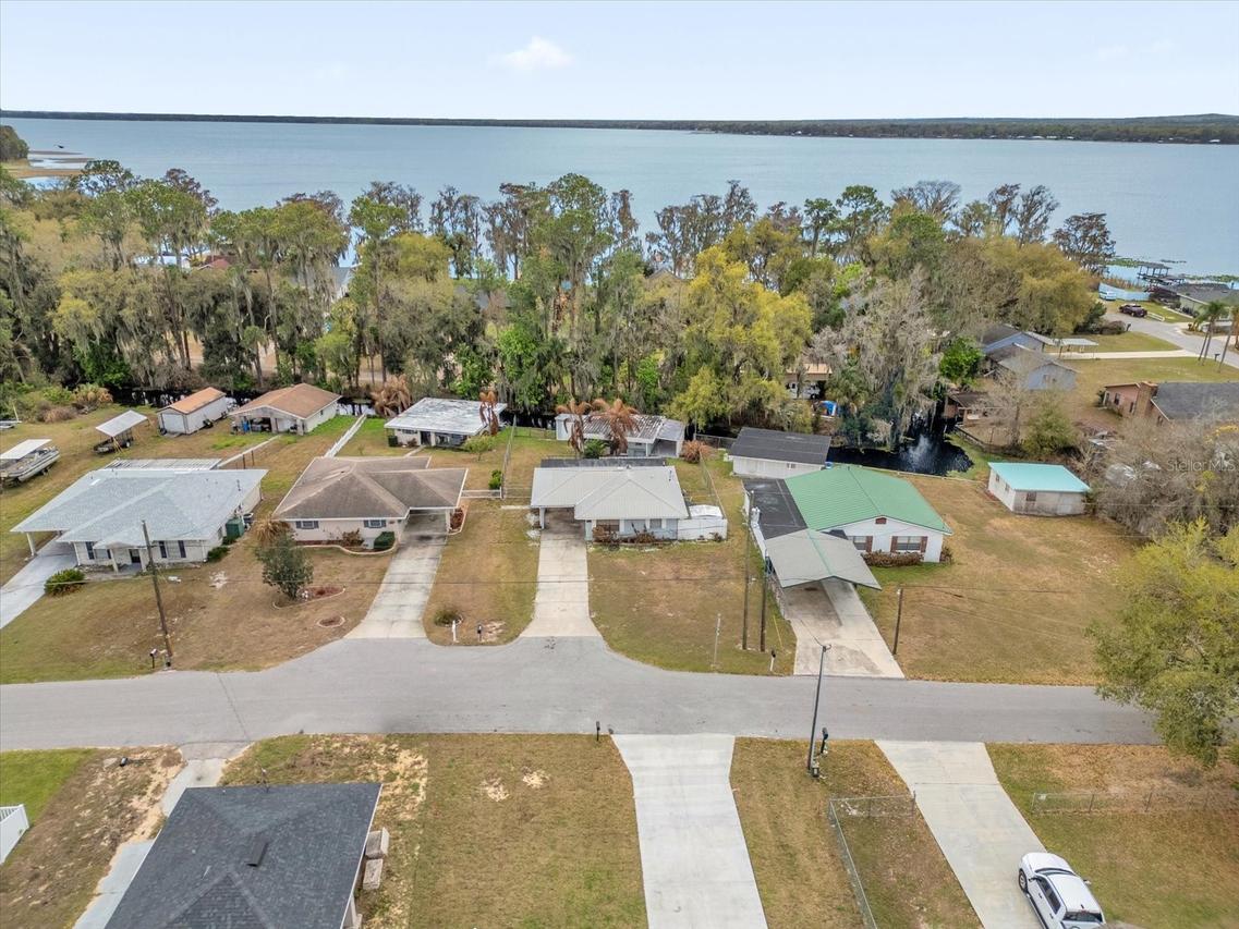 3718 Adell Rd., Lake Wales, FL 33898