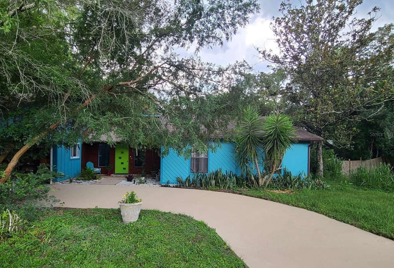 5017 E 127th Ave., Temple Terrace, FL 33617