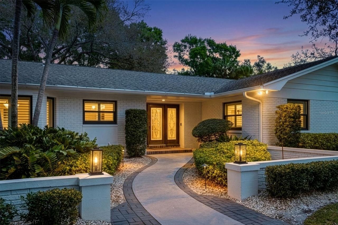 11 Birdie Ln., Palm Harbor, FL 34683