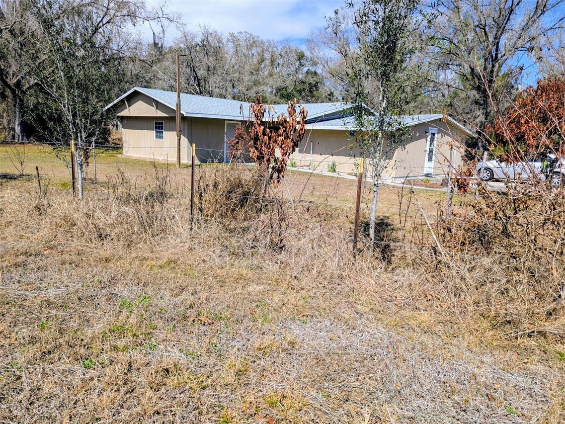 1142 Doc Coil Rd., Bowling Green, FL 33834