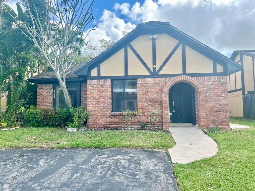 9217 NW 49th Pl., Sunrise, FL 33351