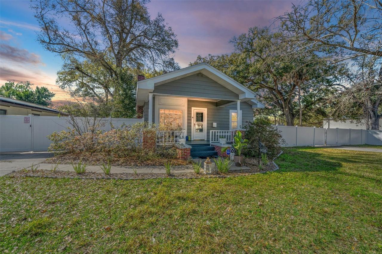 905 E Hanna Ave., Tampa, FL 33604