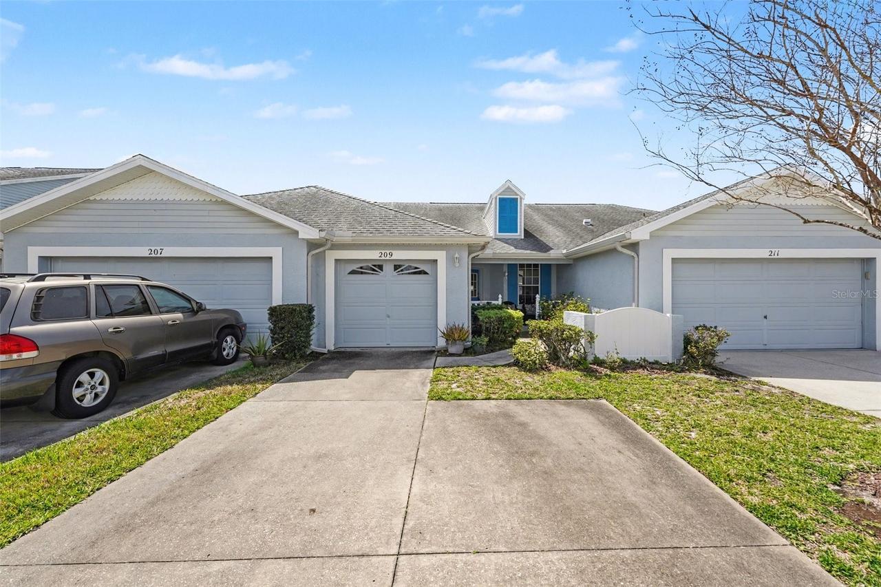 209 Hemingway Dr., Oldsmar, FL 34677