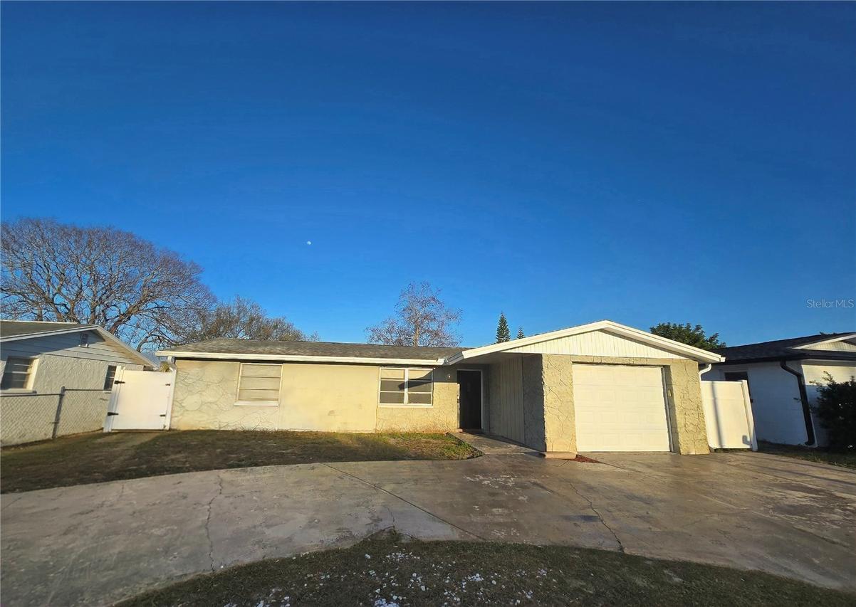 9240 Sterling Ln., Port Richey, FL 34668