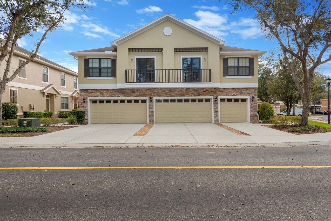 16505 Kingletridge Ave., Lithia, FL 33547