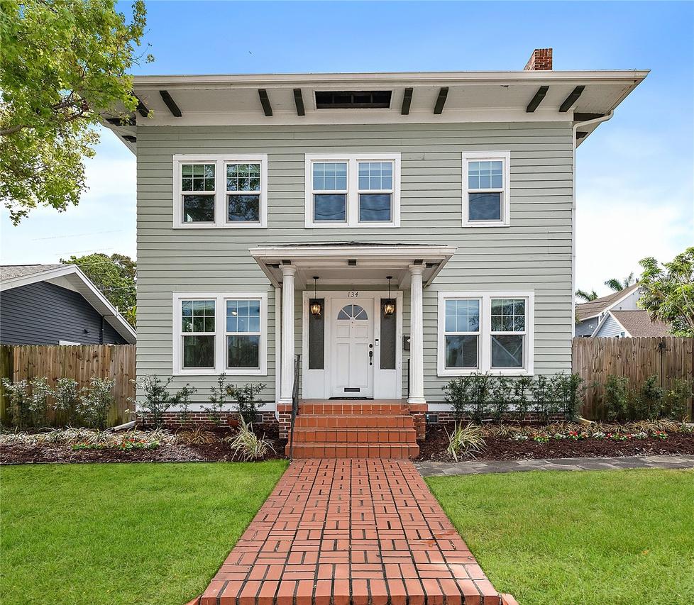 134 22nd Ave., St Petersburg, FL 33704