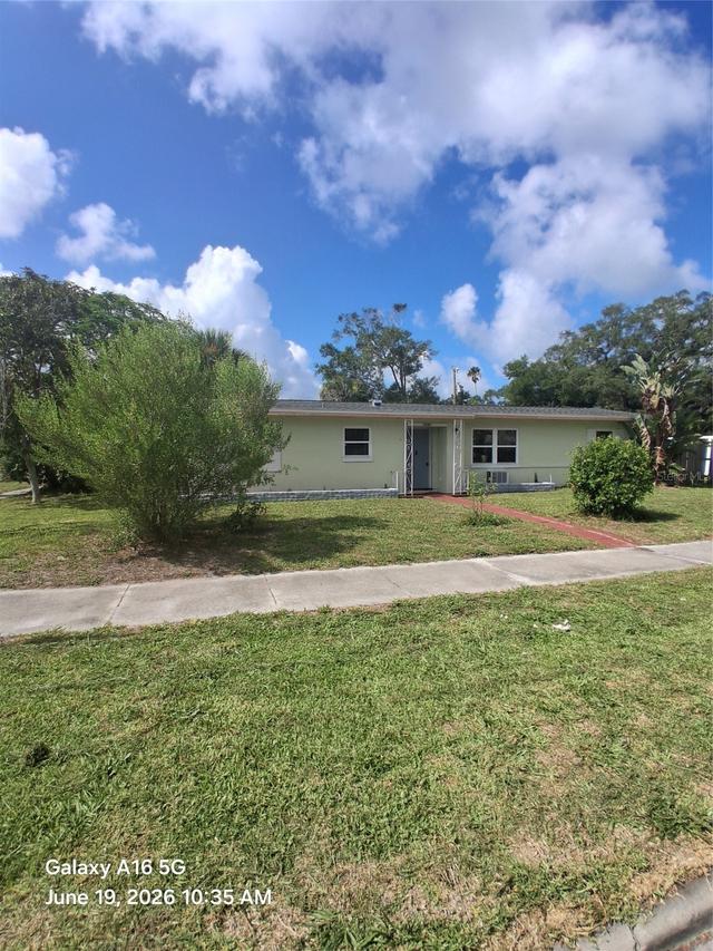 1061 Nokomis St., Clearwater, FL 33755