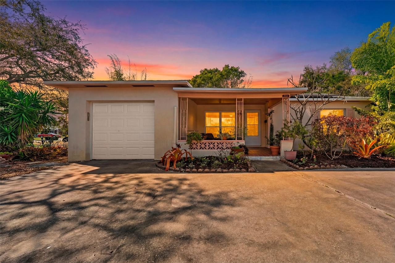 701 52nd Ave., St Petersburg, FL 33705