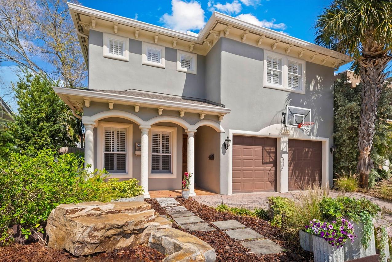 2807 W Sitios St., Tampa, FL 33629