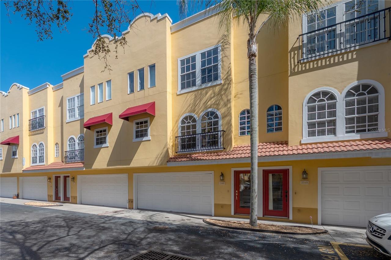 3308 Las Campos Pl., Tampa, FL 33611