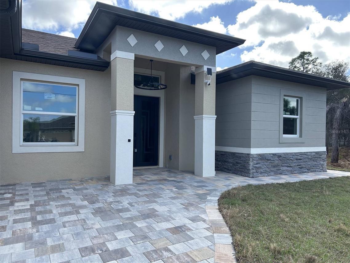 1126 Arredondo St., North Port, FL 34286