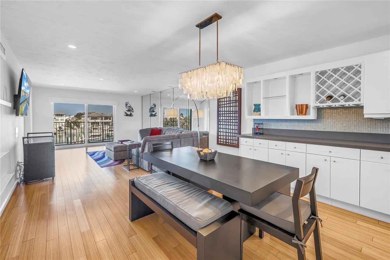 340 Pinellas Bayway Divide #307, Tierra Verde, FL 33715