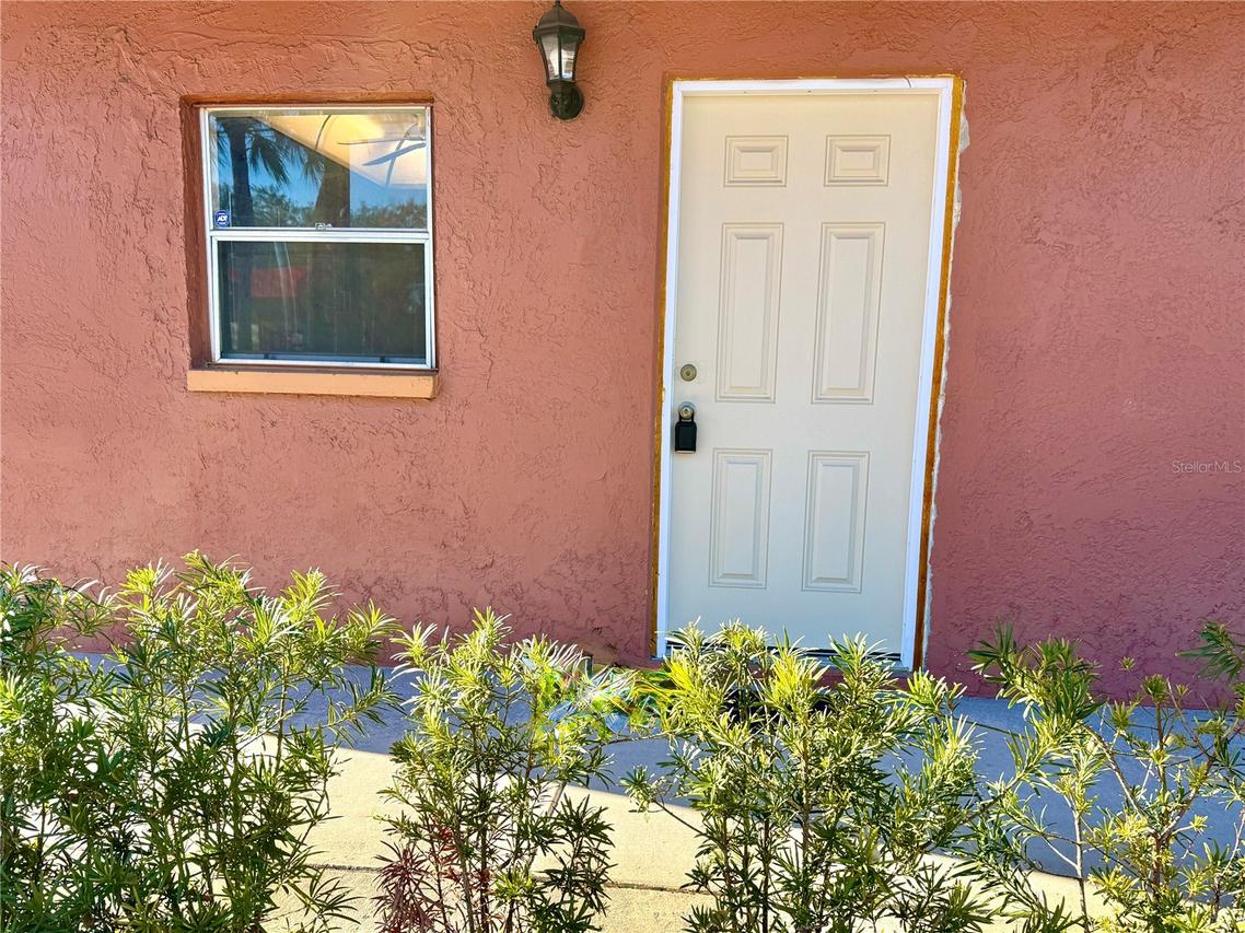 4805 Alt 19 #111, Palm Harbor, FL 34683