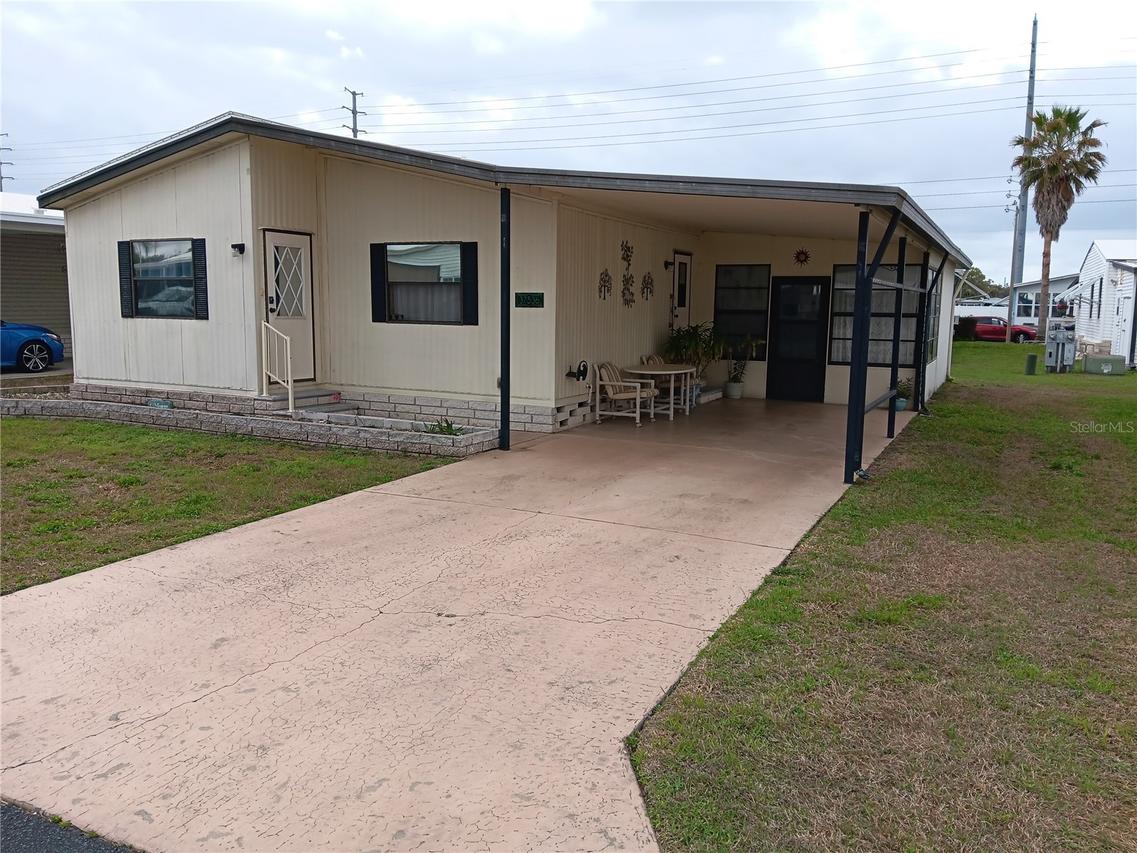 37536 Amigo Dr., Zephyrhills, FL 33541