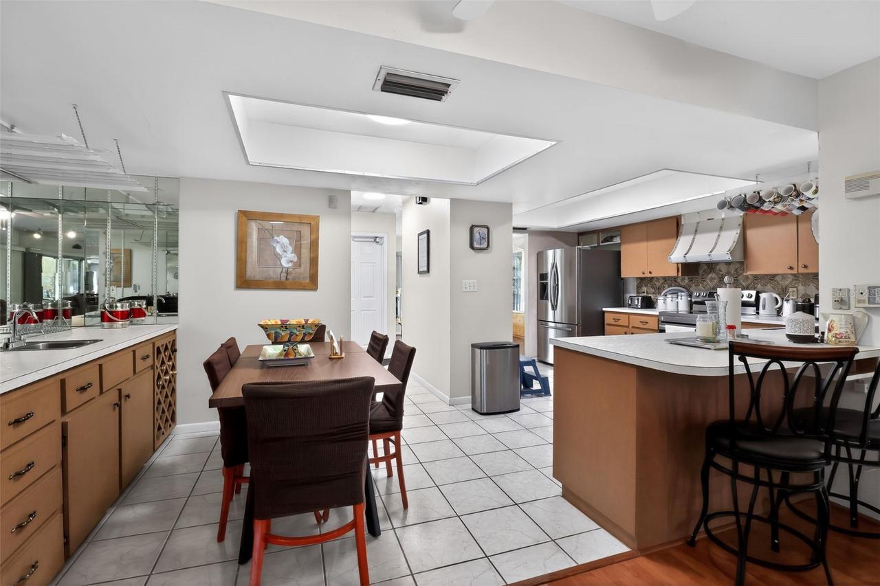 307 Maple Ave., Lehigh Acres, FL 33936