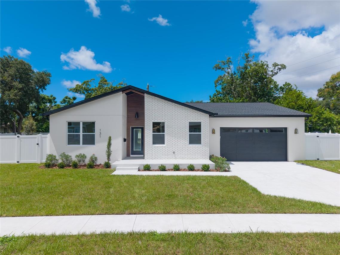 131 Kingston St., St Petersburg, FL 33711