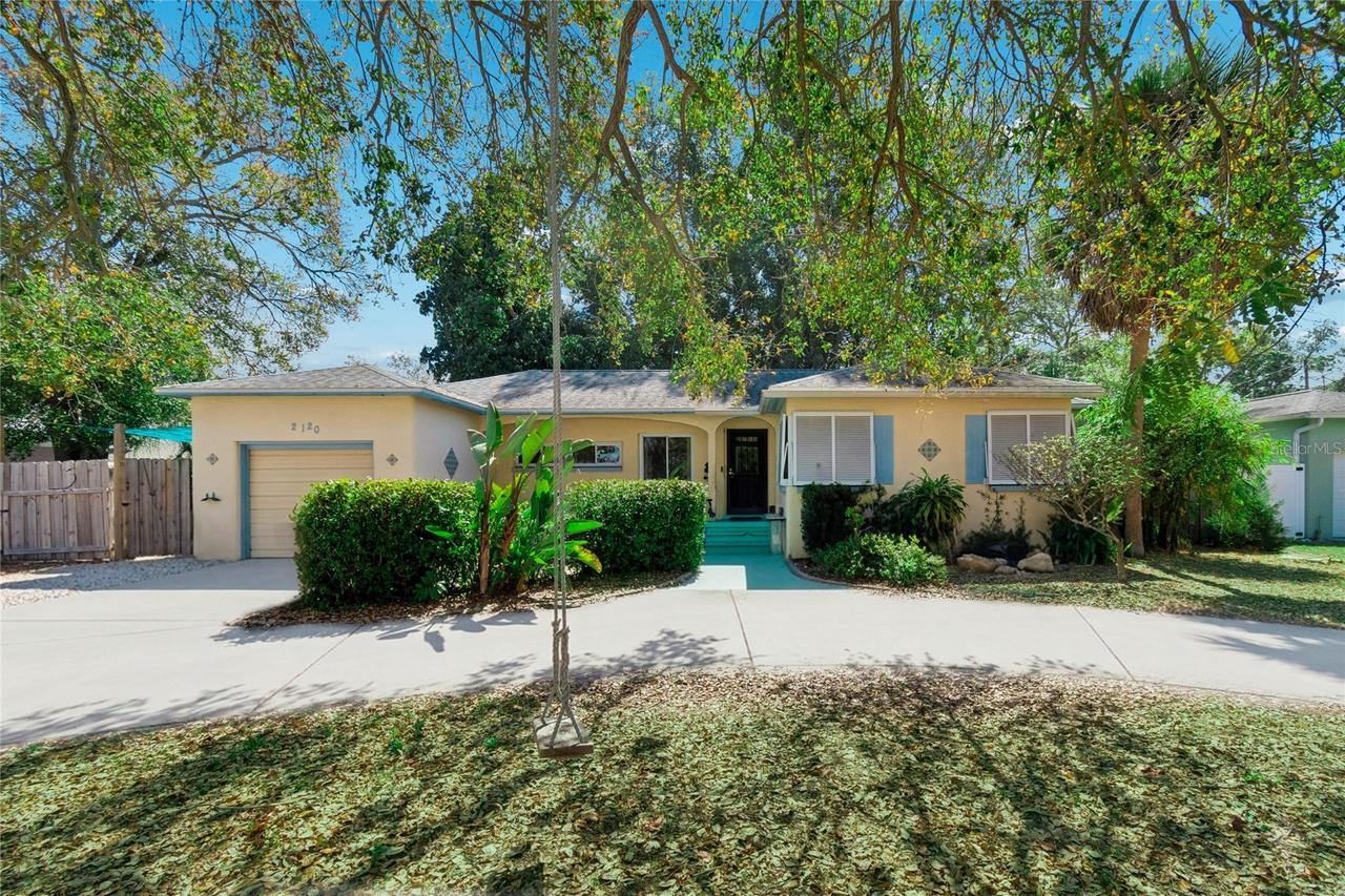 2120 Coronada Way, St Petersburg, FL 33712