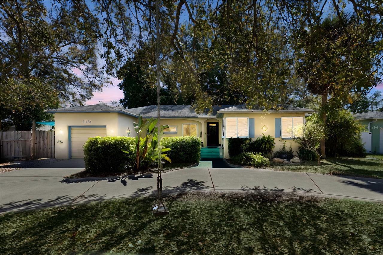 2120 Coronada Way, St Petersburg, FL 33712