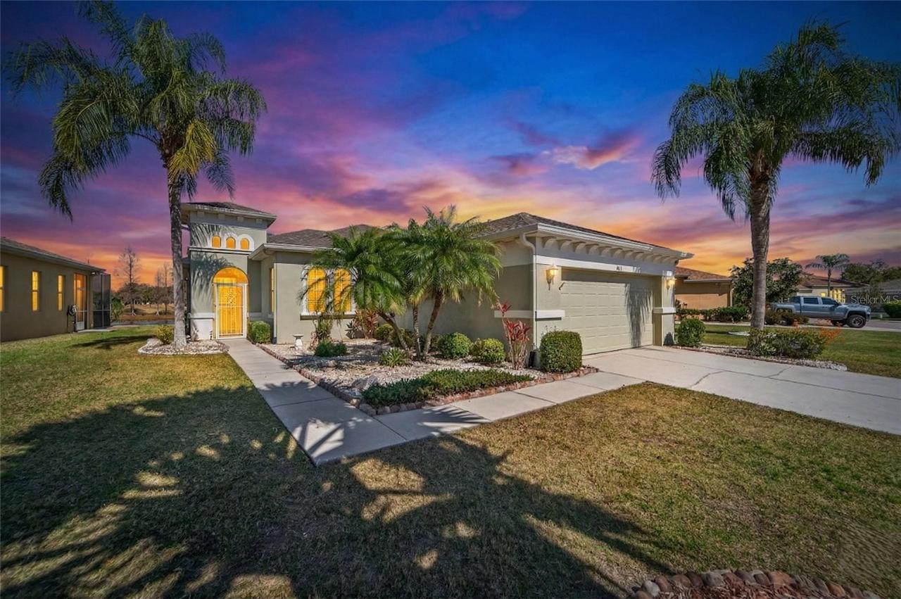 915 Regal Manor Way, Sun City Center, FL 33573