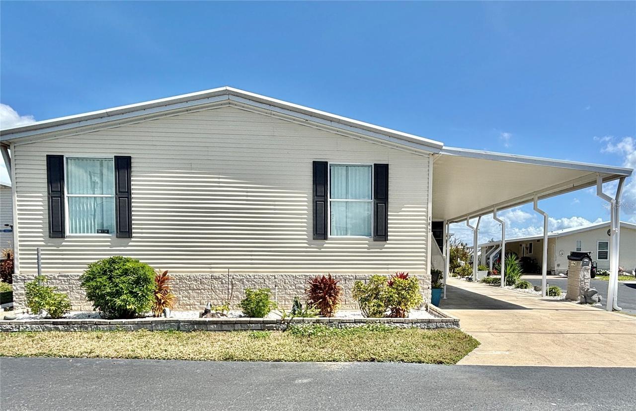 136 Americana Ct. #230, St Petersburg, FL 33702