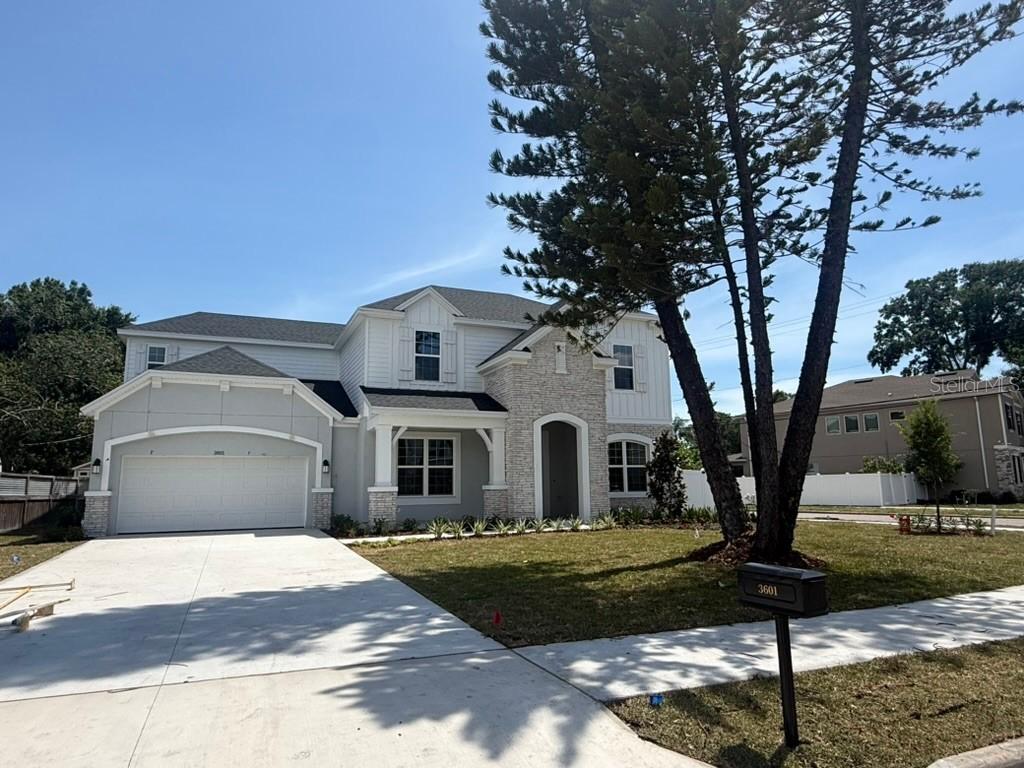 3601 E Tampa Cir., Tampa, FL 33629