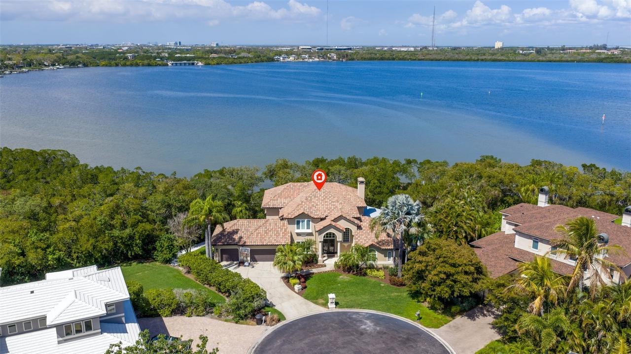 1285 Gasparilla Dr., St Petersburg, FL 33702