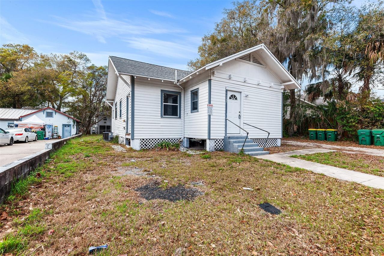 122 S Garfield Ave., Deland, FL 32724
