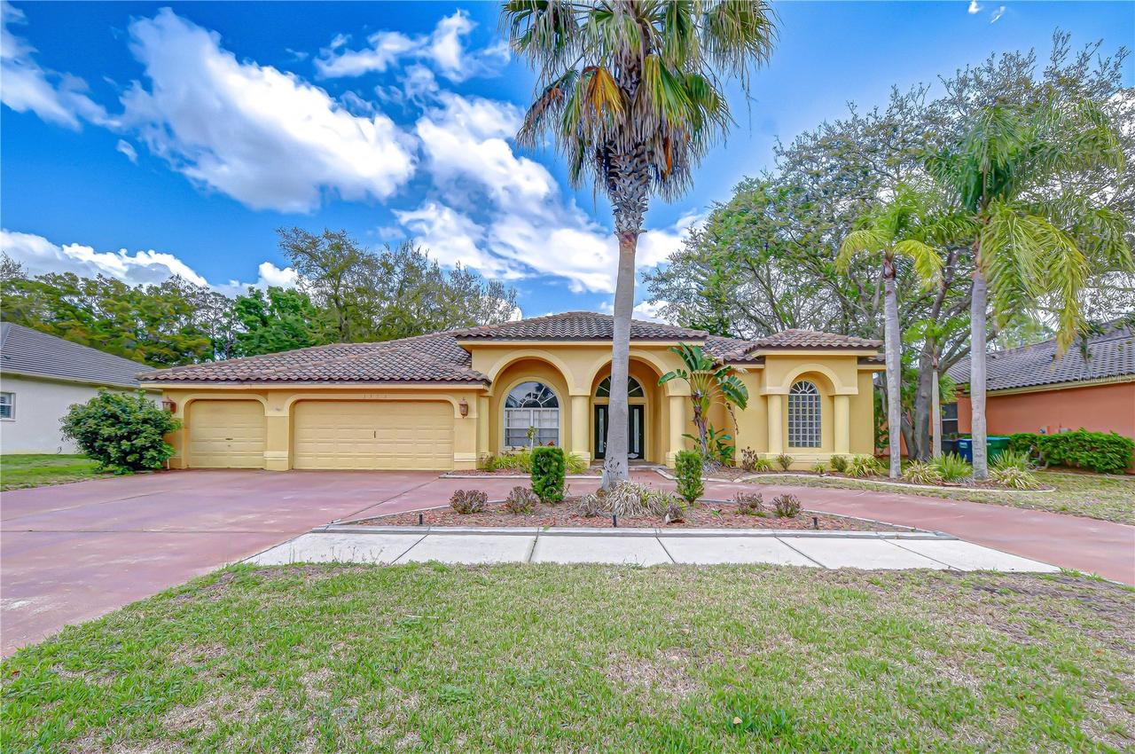 3373 Crescent Oaks Blvd., Tarpon Springs, FL 34688