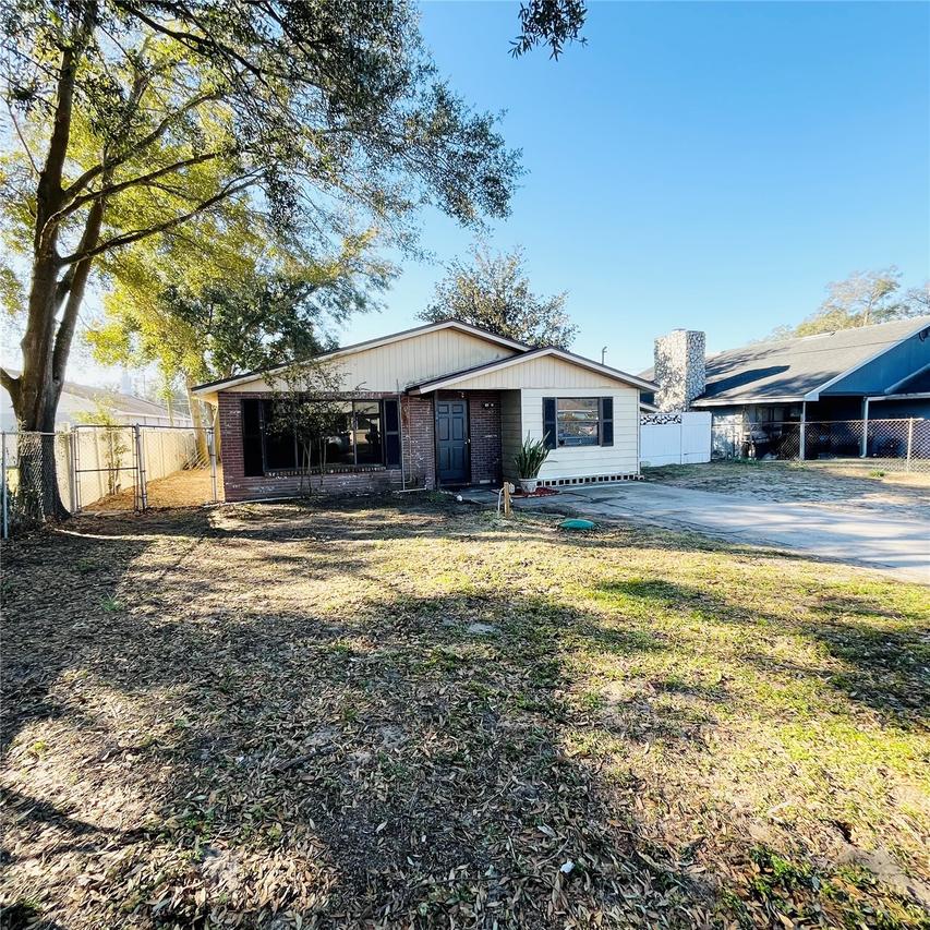 502 Calhoun Ave., Seffner, FL 33584