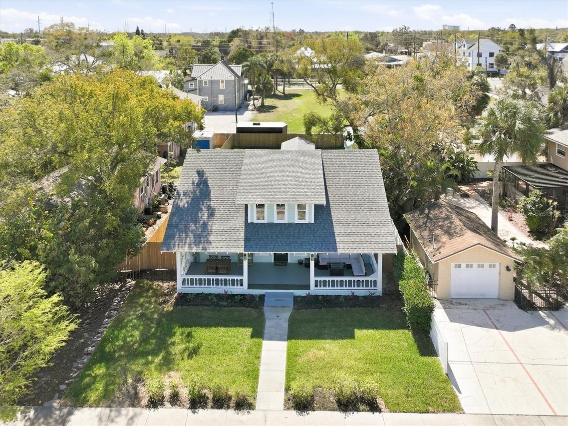 418 E Orange St., Tarpon Springs, FL 34689