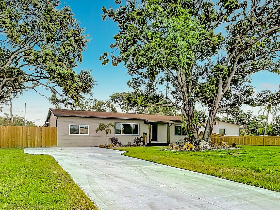 2335 Murilla Way, St Petersburg, FL 33712