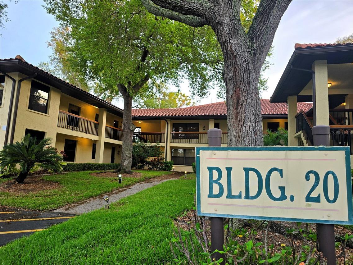 2009 Hammock Pine Blvd., Clearwater, FL 33761