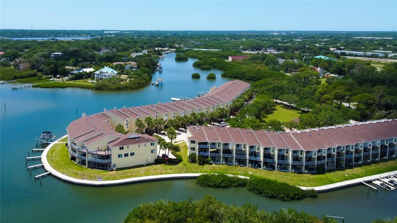 120 Brent Cir., Oldsmar, FL 34677