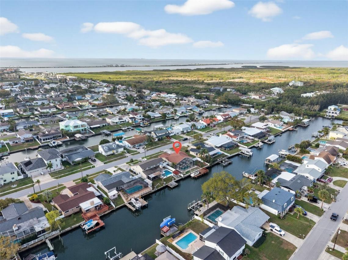 8711 Bay Crest Ln., Tampa, FL 33615