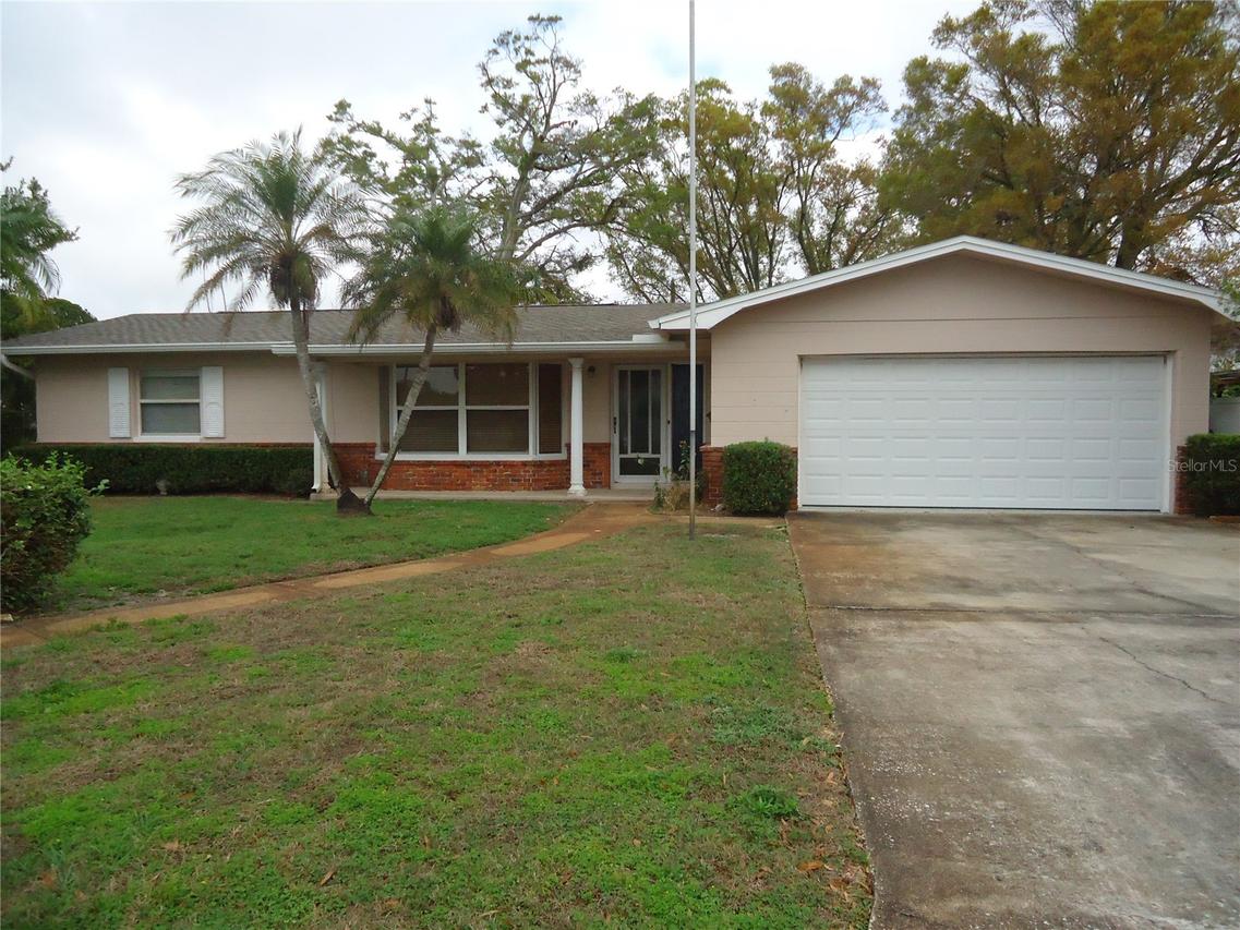 5463 4th Ave., St Petersburg, FL 33710