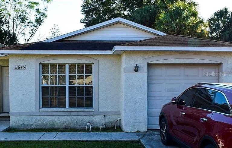 2615 E Lake Ave., Tampa, FL 33610