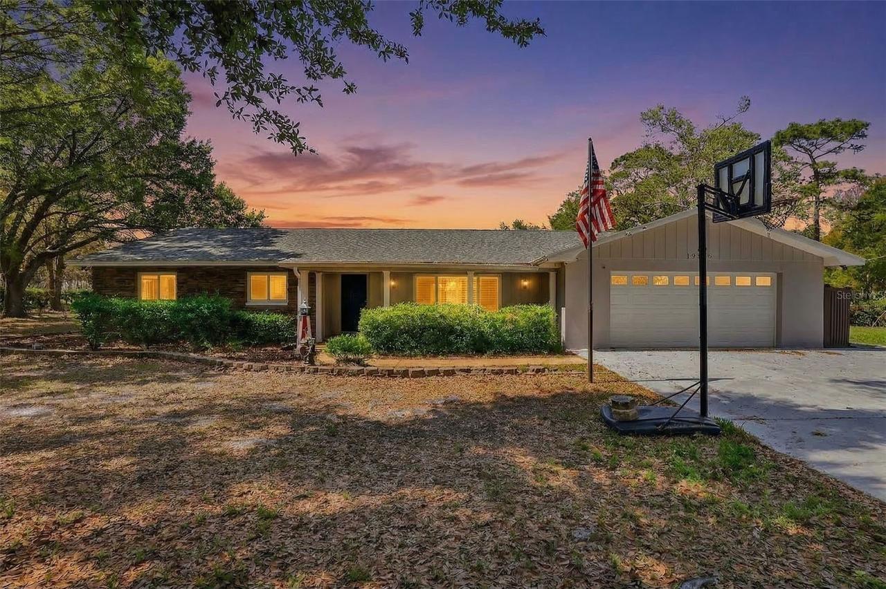 19706 Angel Ln., Odessa, FL 33556