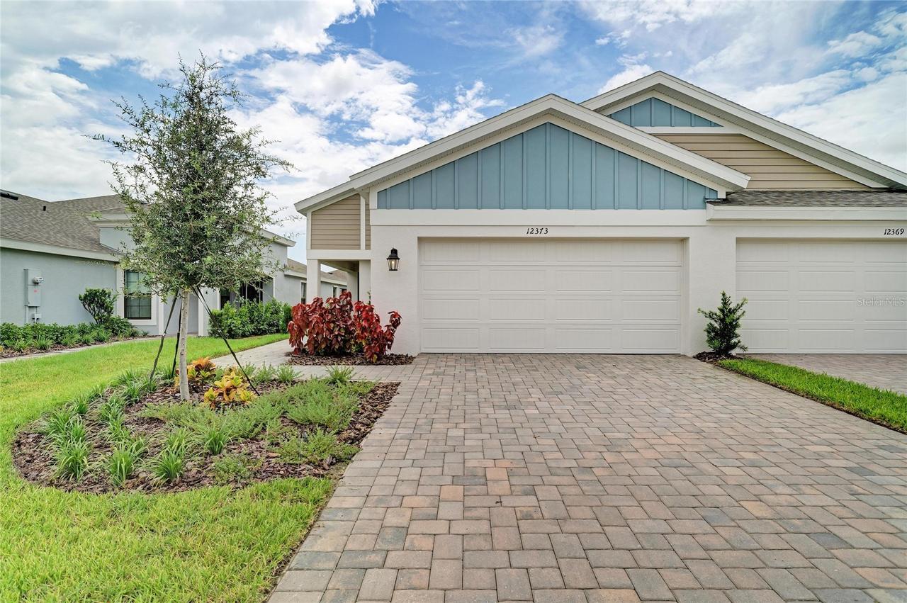 12373 Oak  Hill Way, Parrish, FL 34219