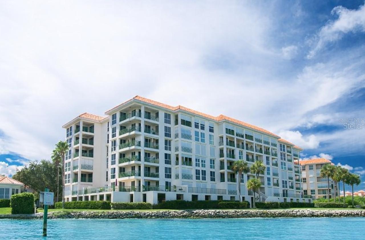 4717 Dolphin Cay Ln. #202, St Petersburg, FL 33711