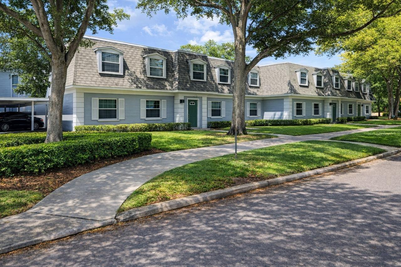 1712 Belleair Forest Dr. #A, Belleair, FL 33756