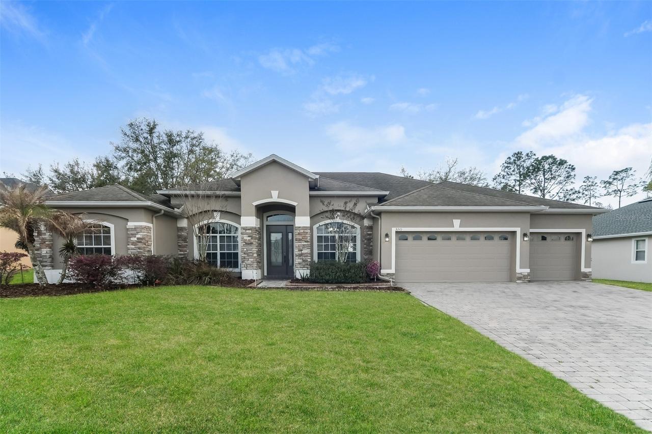 3249 Rolling Hills Ln., Apopka, FL 32712