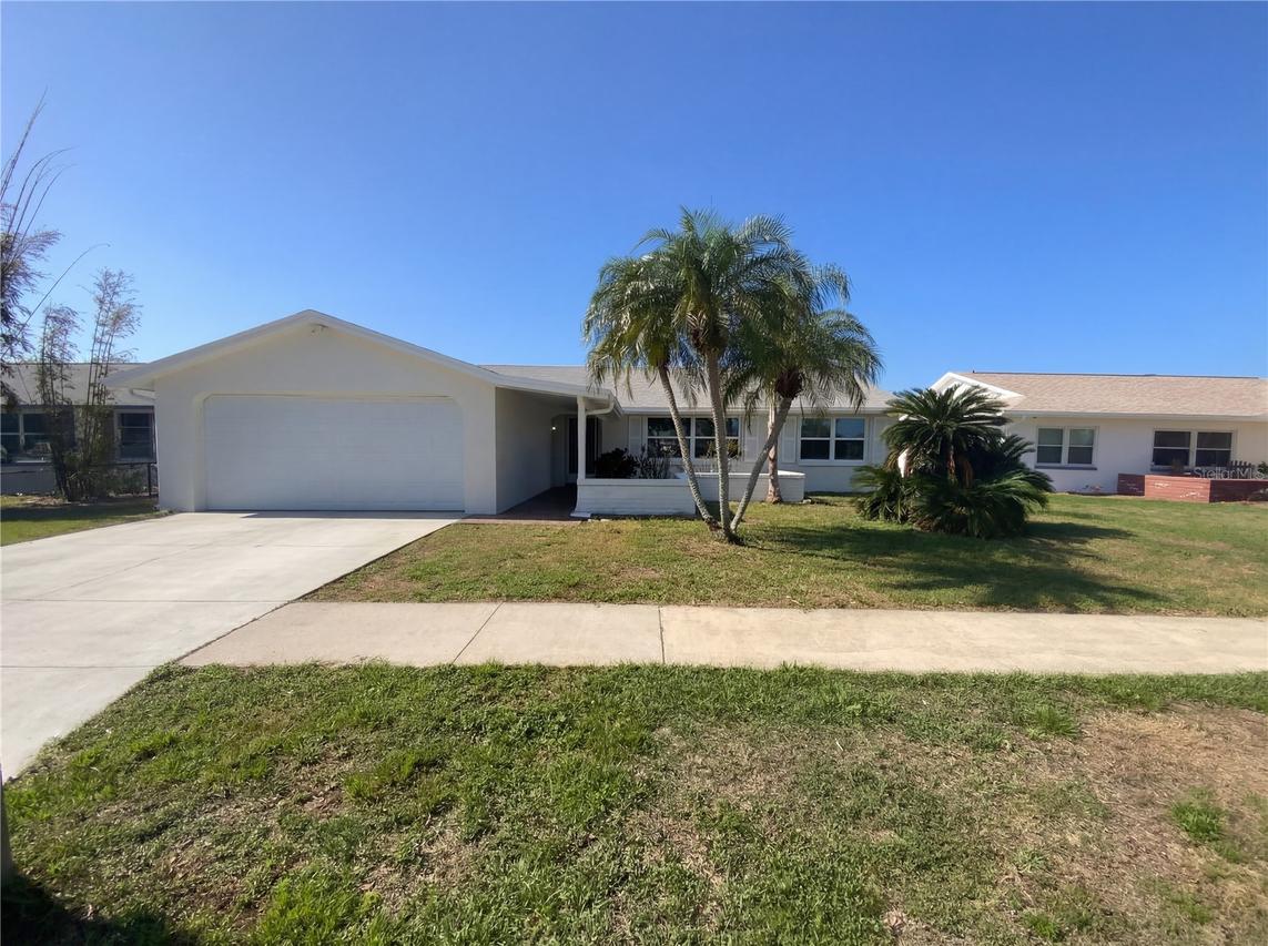 3202 Jackson Dr., Holiday, FL 34691