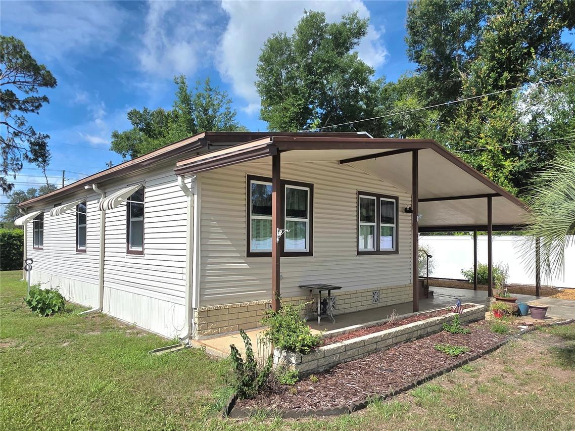 37408 Marta Ave., Zephyrhills, FL 33542